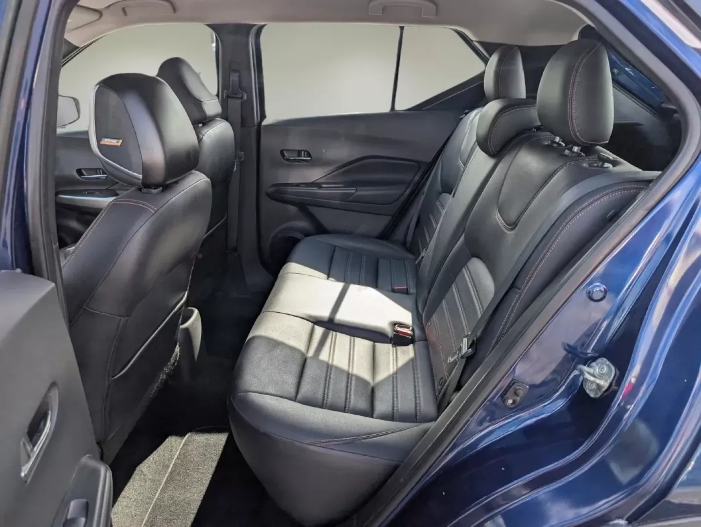 2019 /Charcoal Nissan Kicks SR (3N1CP5CU1KL) with an Other engine, located at 1430 Gateway Drive, Opelika, AL, 36801, (334) 239-0944, 32.637871, -85.409790 - Looking for a compact SUV that fits your active lifestyle and offers a blend of style and functionality? Look no further than the 2019 Nissan Kicks SR, now available at Gils Auto, your trusted Buy Here Pay Here dealership located at 521 Old Farm Lane Rd, Prattville, AL 36066. With a spacious interio - Photo#10