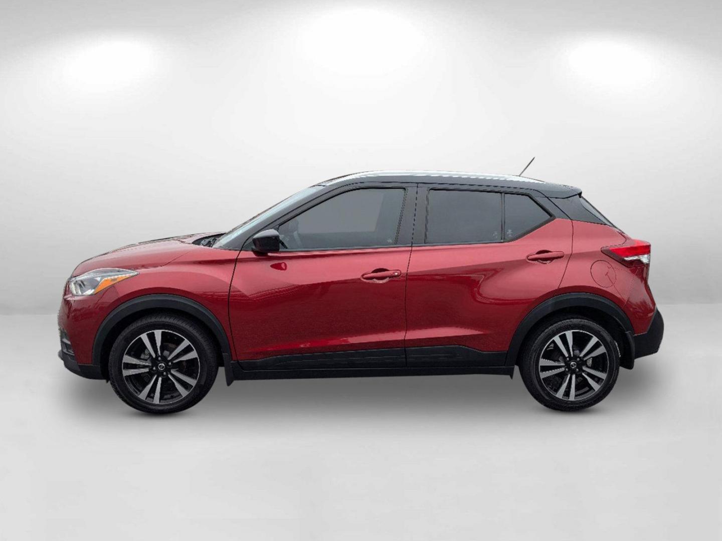 2019 /Charcoal Nissan Kicks SV (3N1CP5CU4KL) with an Regular Unleaded I-4 1.6 L/98 engine, 1-Speed CVT w/OD transmission, located at 5115 14th Ave., Columbus, GA, 31904, (706) 323-0345, 32.511494, -84.971046 - 2019 Nissan Kicks SV - Photo#7