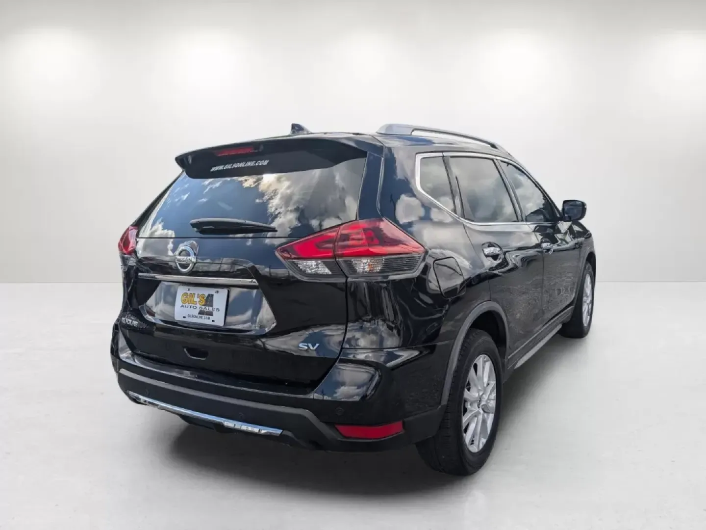 2019 /Charcoal Nissan Rogue SV (KNMAT2MT2KP) with an Other engine, located at 3959 U.S. 80 W, Phenix City, AL, 36870, (334) 297-4885, 32.469296, -85.135185 - Are you ready to elevate your daily commute or embark on your next weekend adventure? Look no further than this stunning 2019 Nissan Rogue SV, available now at Gils Auto in Phenix City, AL! With its versatile design and impressive features, this SUV is perfect for growing families, budget-conscious - Photo#5