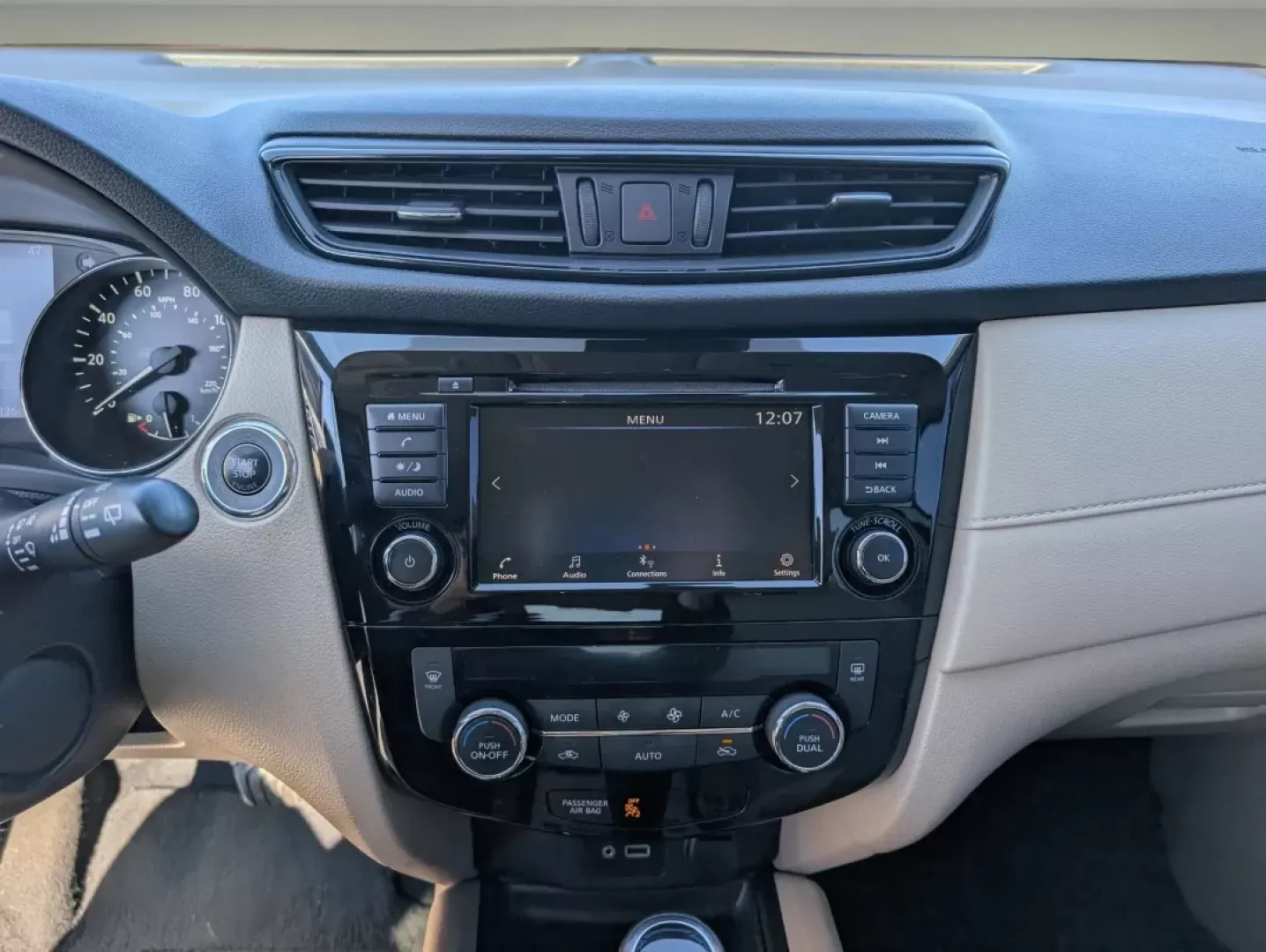 2019 /Almond Nissan Rogue SV (KNMAT2MT6KP) with an Other engine, located at 3959 U.S. 80 W, Phenix City, AL, 36870, (334) 297-4885, 32.469296, -85.135185 - Elevate your driving experience with the 2019 Nissan Rogue SV, a versatile SUV designed for those who crave adventure and practicality. Whether you're navigating the daily hustle in Phenix City, AL, or embarking on weekend getaways to explore nearby attractions like the Lakewood Park or the stunning - Photo#14