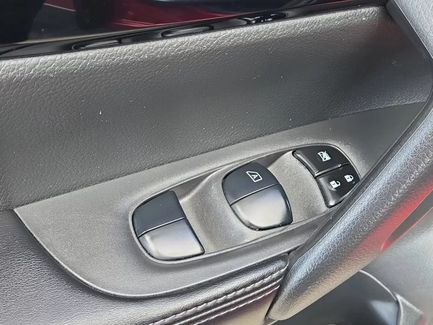 2019 /Charcoal Nissan Rogue SL (JN1BJ1CPXKW) with an Other engine, located at 521 Old Farm Lane Rd, Prattville, AL, 36066, (334) 325-1505, 32.482460, -86.416367 - **Explore Adventure with the 2019 Nissan Rogue SL at Gils Auto - Perfect for Your Active Lifestyle!**<br /> <br /> Are you ready to elevate your driving experience? The 2019 Nissan Rogue SL is here to redefine your daily commute, weekend getaways, and family adventures. This versatile SUV combines s - Photo#11