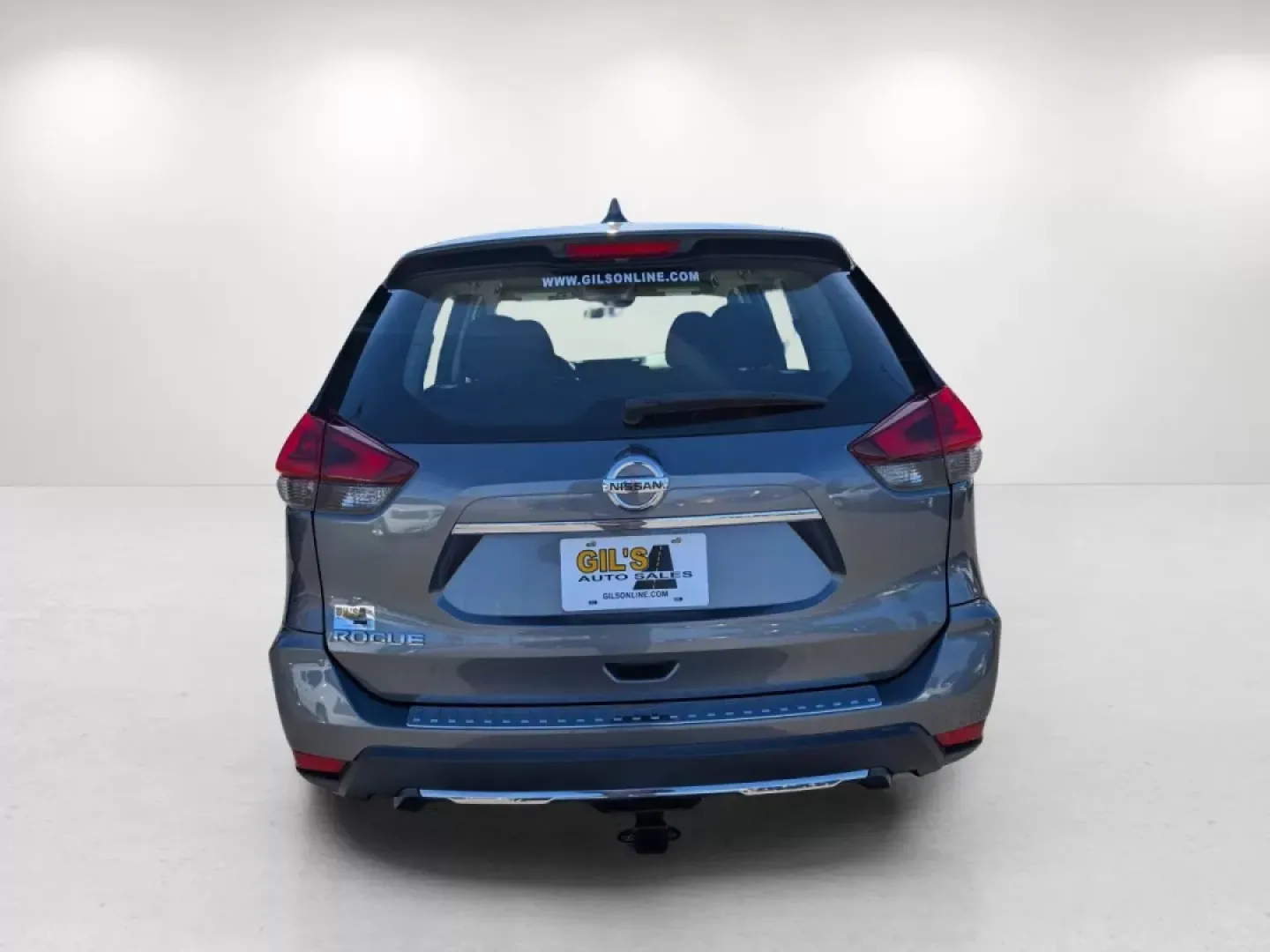 2019 /Charcoal Nissan Rogue S (5N1AT2MT6KC) with an Other engine, located at 1430 Gateway Drive, Opelika, AL, 36801, (334) 239-0944, 32.637871, -85.409790 - **Discover Your Next Adventure with the 2019 Nissan Rogue at Gils Auto in Phenix City, AL!**<br /> <br /> Are you ready to elevate your lifestyle with a versatile and reliable SUV? The 2019 Nissan Rogue is your perfect partner for everything from daily commutes to weekend getaways. With its spacious - Photo#5