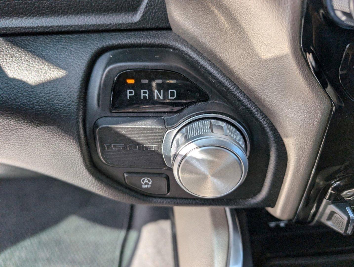 2019 /Black Ram 1500 Laramie (1C6RREDT3KN) with an Regular Unleaded V-8 5.7 L/345 engine, 8-Speed Automatic w/OD transmission, located at 804 22nd Ave, Phenix City, AL, 36870, (334) 297-1860, 32.484749, -85.024475 - 2019 Ram 1500 Laramie - Photo#13
