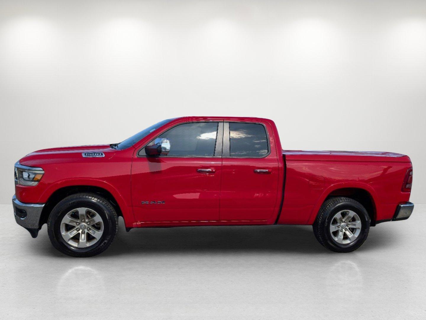 2019 /Black Ram 1500 Laramie (1C6RREDT3KN) with an Regular Unleaded V-8 5.7 L/345 engine, 8-Speed Automatic w/OD transmission, located at 804 22nd Ave, Phenix City, AL, 36870, (334) 297-1860, 32.484749, -85.024475 - 2019 Ram 1500 Laramie - Photo#7