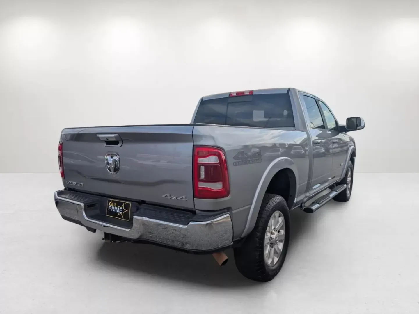 2019 /Black Ram 2500 Laramie (3C6UR5FJ2KG) with an Other engine, located at 1430 Gateway Drive, Opelika, AL, 36801, (334) 239-0944, 32.637871, -85.409790 - **Unleash Your Adventures with the 2019 Ram 2500 Laramie Crew Cab Pickup!**<br /> <br /> Are you ready to elevate your weekend adventures or tackle your daily commutes with confidence? The 2019 Ram 2500 Laramie Crew Cab Pickup is the perfect blend of power, comfort, and technology, making it an idea - Photo#4