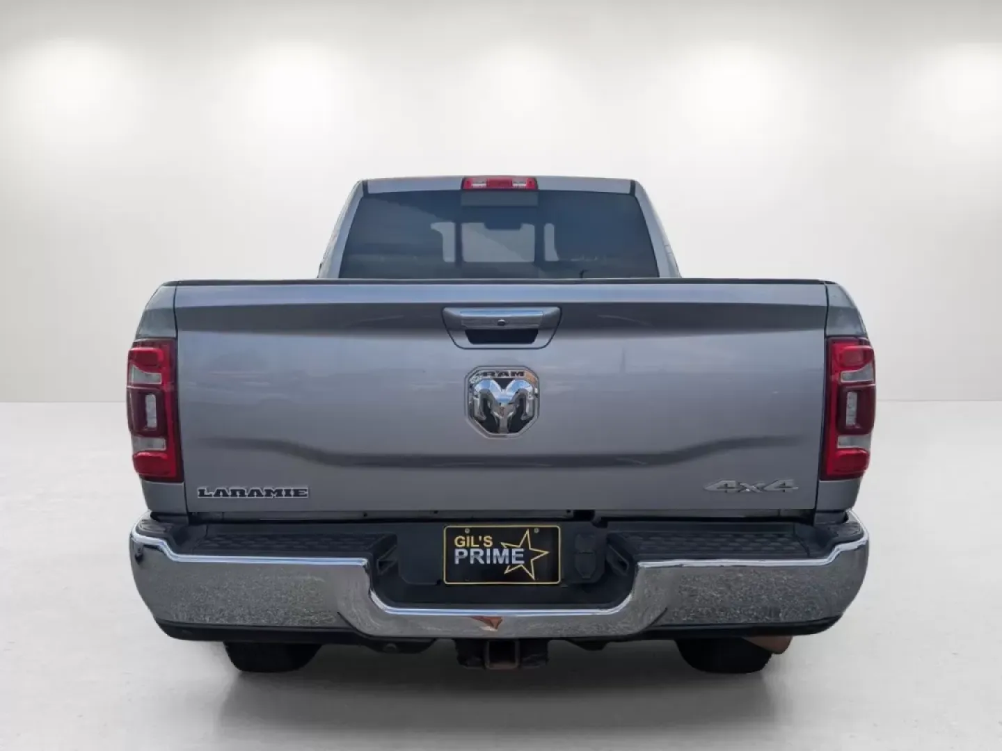 2019 /Black Ram 2500 Laramie (3C6UR5FJ2KG) with an Other engine, located at 1430 Gateway Drive, Opelika, AL, 36801, (334) 239-0944, 32.637871, -85.409790 - **Unleash Your Adventures with the 2019 Ram 2500 Laramie Crew Cab Pickup!**<br /> <br /> Are you ready to elevate your weekend adventures or tackle your daily commutes with confidence? The 2019 Ram 2500 Laramie Crew Cab Pickup is the perfect blend of power, comfort, and technology, making it an idea - Photo#5