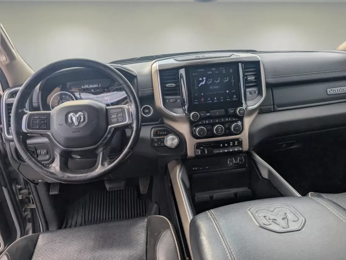 2019 /Black Ram 2500 Laramie (3C6UR5FJ2KG) with an Other engine, located at 1430 Gateway Drive, Opelika, AL, 36801, (334) 239-0944, 32.637871, -85.409790 - **Unleash Your Adventures with the 2019 Ram 2500 Laramie Crew Cab Pickup!**<br /> <br /> Are you ready to elevate your weekend adventures or tackle your daily commutes with confidence? The 2019 Ram 2500 Laramie Crew Cab Pickup is the perfect blend of power, comfort, and technology, making it an idea - Photo#11