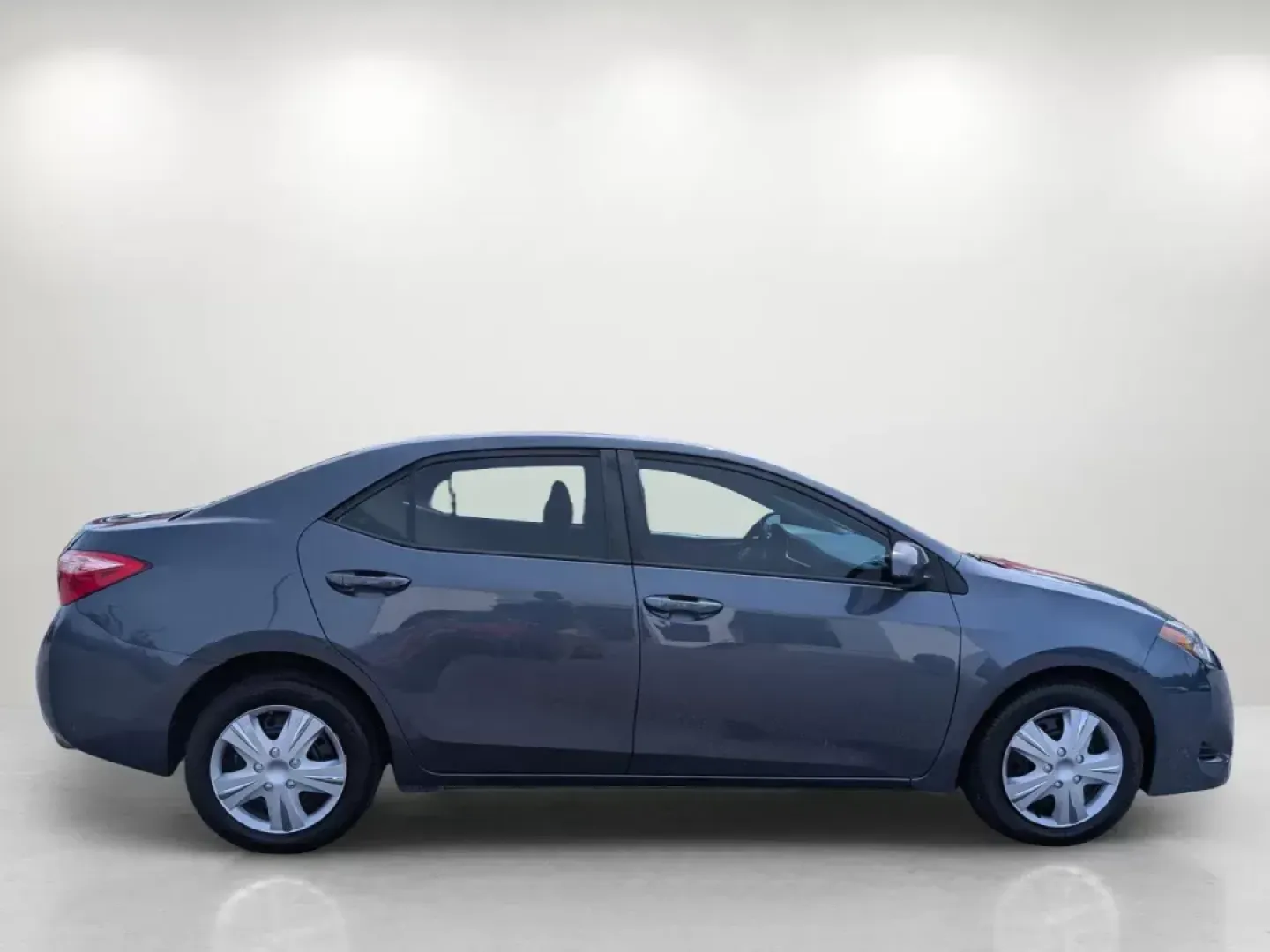 2019 Toyota Corolla L (5YFBURHE7KP) with an Regular Unleaded I-4 1.8 L/110 engine, 1-Speed CVT w/OD transmission, located at 5115 14th Ave., Columbus, GA, 31904, (706) 323-0345, 32.511494, -84.971046 - **Discover Adventure with the 2019 Toyota Corolla at Gils Auto - Columbus!**<br /> <br /> Are you searching for a reliable vehicle that perfectly fits your active lifestyle? Look no further than this 2019 Toyota Corolla, designed for both comfort and efficiency-ideal for families on the go, daily co - Photo#3