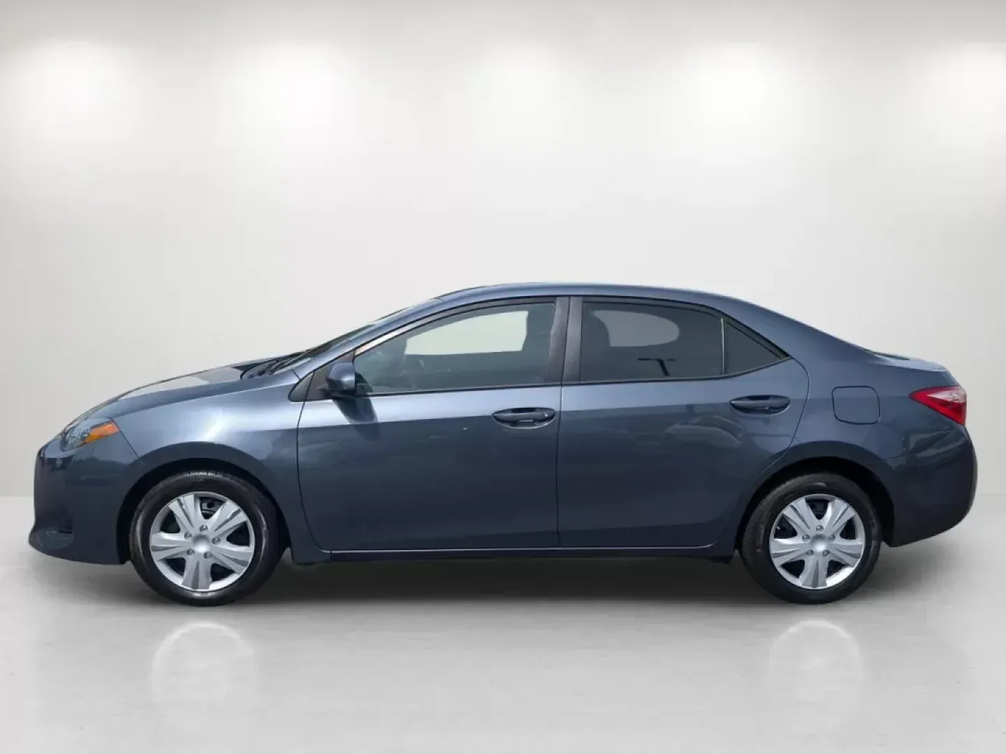 2019 Toyota Corolla L (5YFBURHE7KP) with an Regular Unleaded I-4 1.8 L/110 engine, 1-Speed CVT w/OD transmission, located at 5115 14th Ave., Columbus, GA, 31904, (706) 323-0345, 32.511494, -84.971046 - **Discover Adventure with the 2019 Toyota Corolla at Gils Auto - Columbus!**<br /> <br /> Are you searching for a reliable vehicle that perfectly fits your active lifestyle? Look no further than this 2019 Toyota Corolla, designed for both comfort and efficiency-ideal for families on the go, daily co - Photo#7