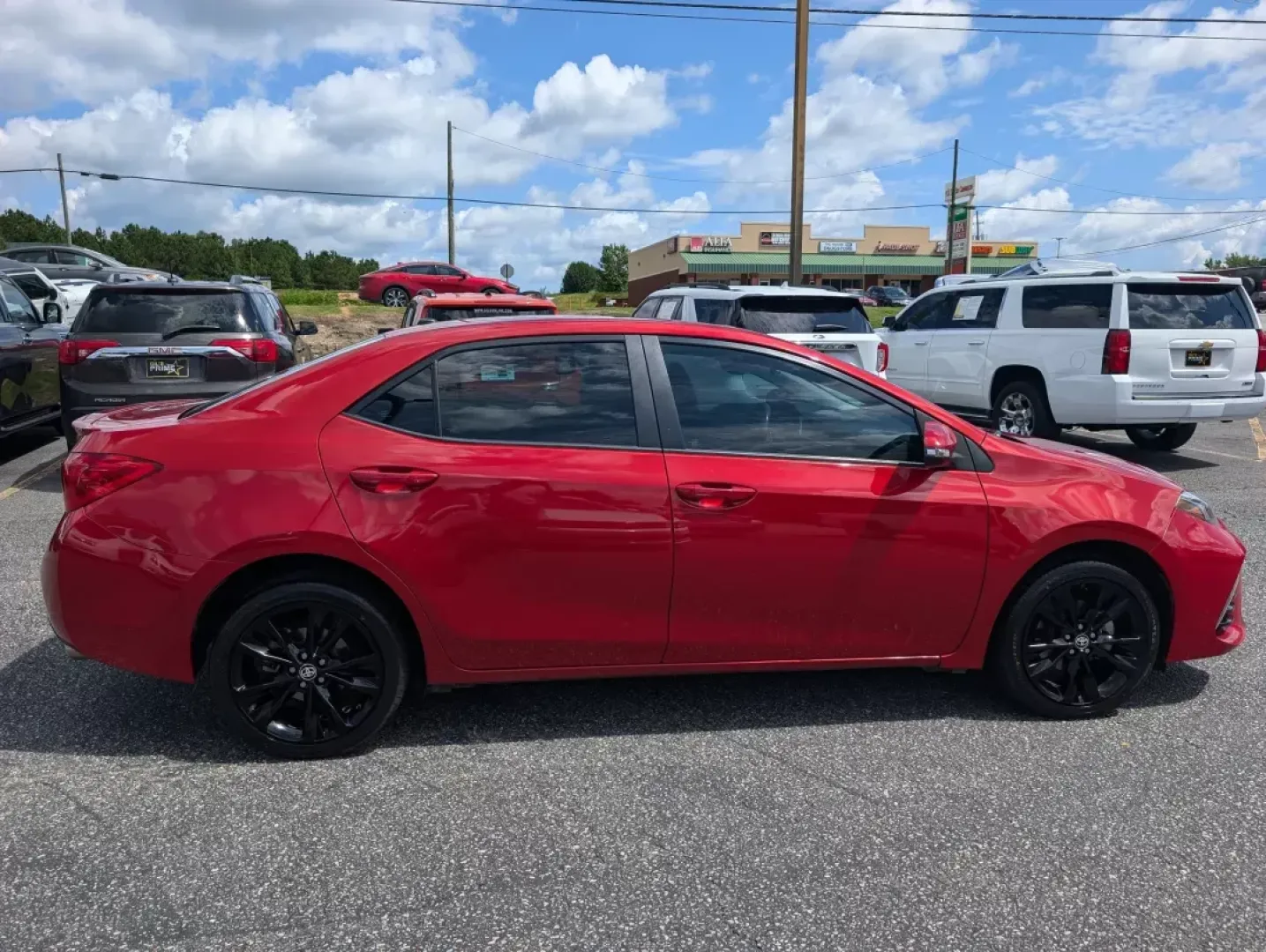 2019 Toyota Corolla SE (5YFBURHEXKP) with an Other engine, located at 3959 U.S. 80 W, Phenix City, AL, 36870, (334) 297-4885, 32.469296, -85.135185 - Discover the ideal companion for your daily adventures with the 2019 Toyota Corolla, available now at Gils Auto in Phenix City, AL. This sedan is perfect for budget-conscious buyers and those looking for reliable transportation that seamlessly fits into their active lifestyles. Whether you're commut - Photo#3