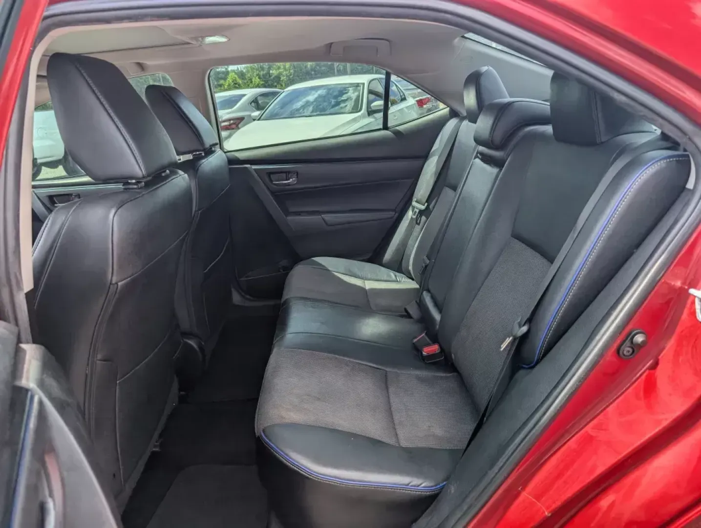 2019 Toyota Corolla SE (5YFBURHEXKP) with an Other engine, located at 3959 U.S. 80 W, Phenix City, AL, 36870, (334) 297-4885, 32.469296, -85.135185 - Discover the ideal companion for your daily adventures with the 2019 Toyota Corolla, available now at Gils Auto in Phenix City, AL. This sedan is perfect for budget-conscious buyers and those looking for reliable transportation that seamlessly fits into their active lifestyles. Whether you're commut - Photo#10