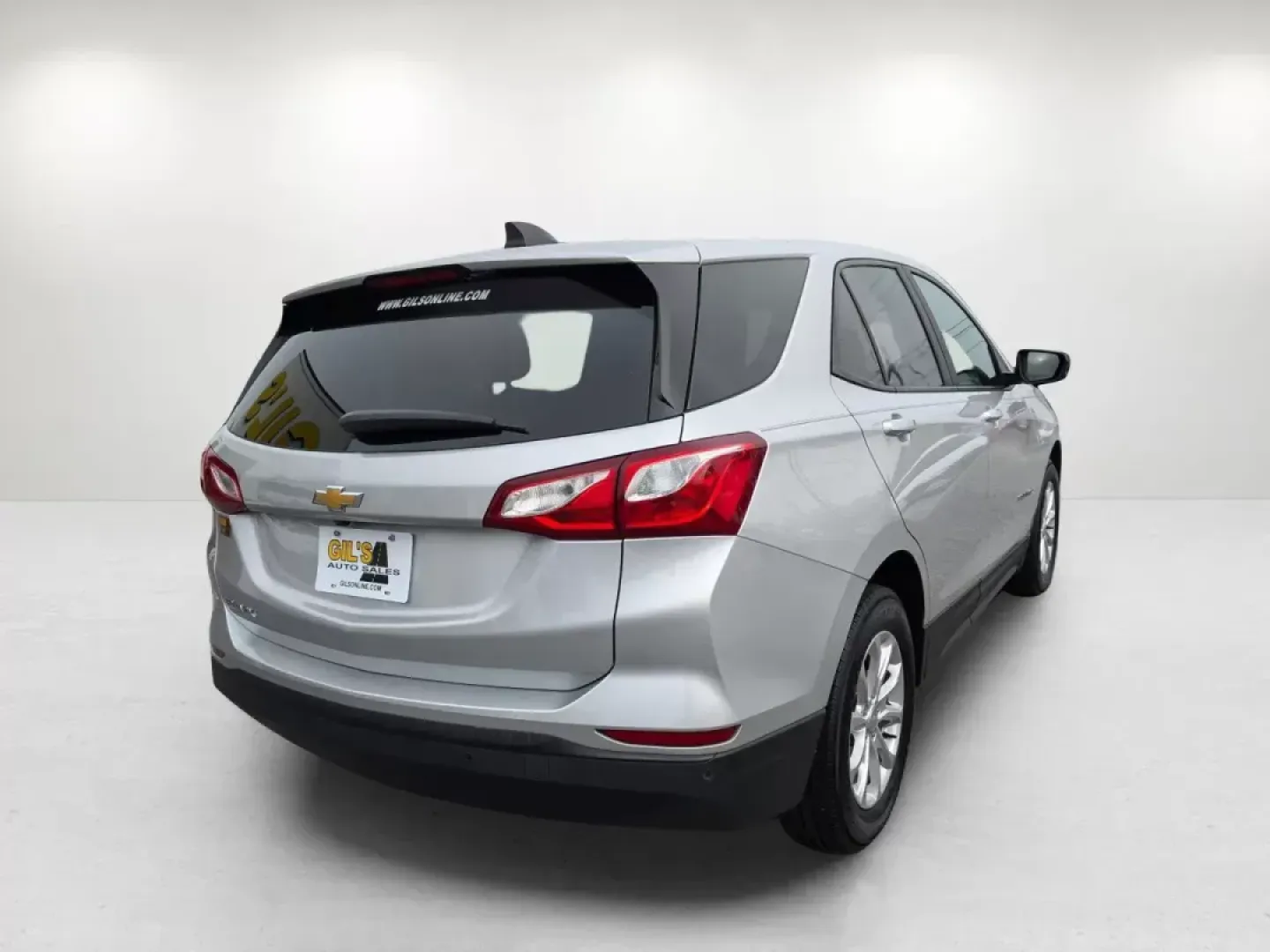 2020 /Medium Ash Gray Chevrolet Equinox LS (3GNAXFEV1LS) with an Turbocharged Gas I4 1.5L/92 engine, 6-Speed Automatic transmission, located at 5115 14th Ave., Columbus, GA, 31904, (706) 323-0345, 32.511494, -84.971046 - **2020 Chevrolet Equinox LS Your Perfect Family SUV Awaits at Gils Auto!**<br /> <br /> Are you ready to elevate your family adventures or daily commutes with a vehicle that blends comfort, style, and technology? Look no further than this 2020 Chevrolet Equinox LS, available now at Gils Auto in Col - Photo#4