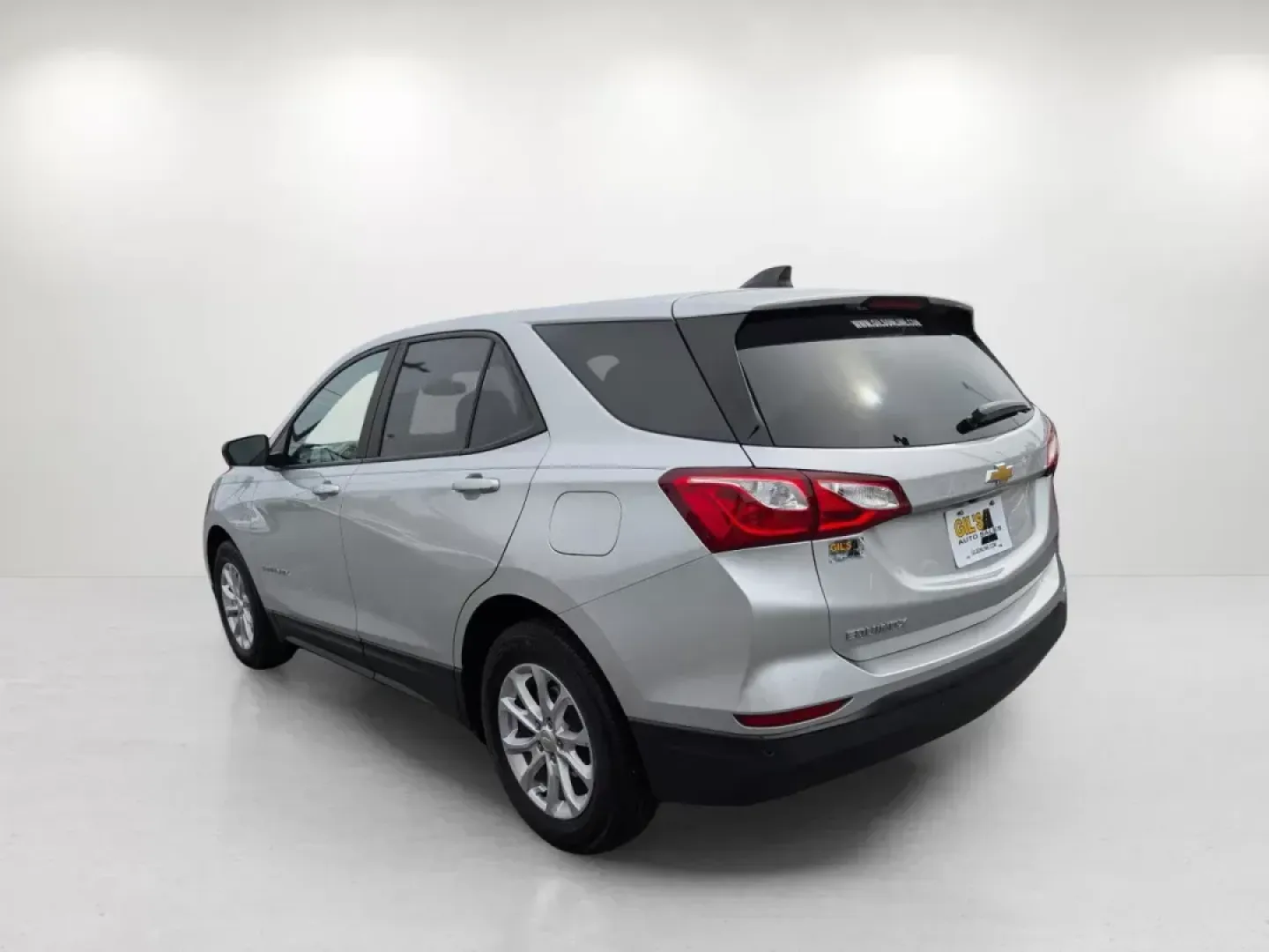 2020 /Medium Ash Gray Chevrolet Equinox LS (3GNAXFEV1LS) with an Turbocharged Gas I4 1.5L/92 engine, 6-Speed Automatic transmission, located at 5115 14th Ave., Columbus, GA, 31904, (706) 323-0345, 32.511494, -84.971046 - **2020 Chevrolet Equinox LS Your Perfect Family SUV Awaits at Gils Auto!**<br /> <br /> Are you ready to elevate your family adventures or daily commutes with a vehicle that blends comfort, style, and technology? Look no further than this 2020 Chevrolet Equinox LS, available now at Gils Auto in Col - Photo#6