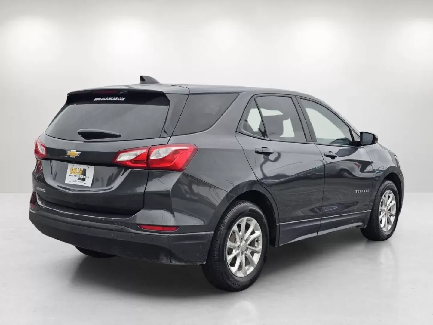 2020 /Medium Ash Gray Chevrolet Equinox LS (2GNAXHEV7L6) with an Other engine, located at 521 Old Farm Lane Rd, Prattville, AL, 36066, (334) 325-1505, 32.482460, -86.416367 - **Unleash Your Adventurous Spirit with the 2020 Chevrolet Equinox LS at Gils Auto**<br /> <br /> Are you ready to embark on a new journey? Whether you're navigating the bustling streets of Phenix City or exploring the beautiful nearby landscapes, the 2020 Chevrolet Equinox LS is your perfect compani - Photo#4