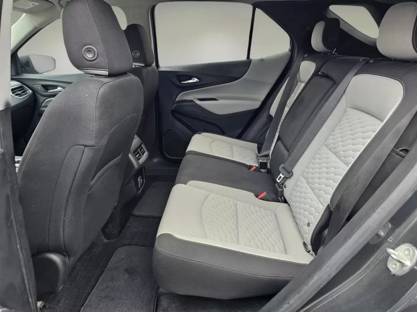 2020 /Medium Ash Gray Chevrolet Equinox LS (2GNAXHEV7L6) with an Other engine, located at 521 Old Farm Lane Rd, Prattville, AL, 36066, (334) 325-1505, 32.482460, -86.416367 - **Unleash Your Adventurous Spirit with the 2020 Chevrolet Equinox LS at Gils Auto**<br /> <br /> Are you ready to embark on a new journey? Whether you're navigating the bustling streets of Phenix City or exploring the beautiful nearby landscapes, the 2020 Chevrolet Equinox LS is your perfect compani - Photo#14