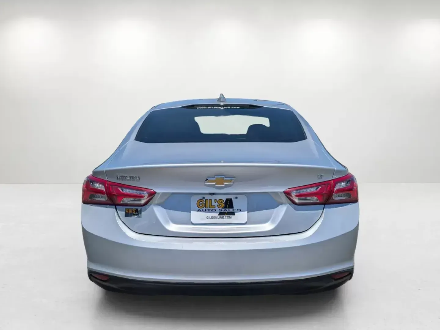 2020 /Jet Black Chevrolet Malibu LT (1G1ZD5ST5LF) with an Turbocharged Gas I4 1.5L/91 engine, 1-Speed Automatic transmission, located at 7000 Northlake Connector, Columbus, GA, 31904, (706) 987-8085, 32.524975, -84.978134 - 2020 Chevrolet Malibu LT - Photo#5