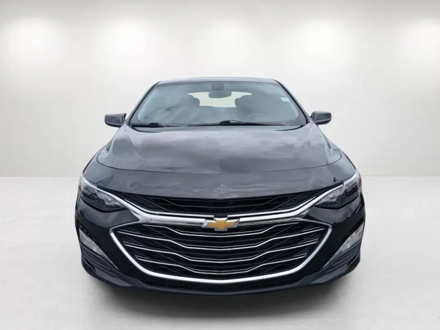 2020 /Jet Black Chevrolet Malibu LT (1G1ZD5ST5LF) with an Turbocharged Gas I4 1.5L/91 engine, 1-Speed Automatic transmission, located at 5115 14th Ave., Columbus, GA, 31904, (706) 323-0345, 32.511494, -84.971046 - **Discover Your Next Adventure with the 2020 Chevrolet Malibu at Gils Auto - Columbus, GA!**<br /> <br /> Are you ready to elevate your commuting experience or take the family on unforgettable weekend adventures? The 2020 Chevrolet Malibu LT is engineered for those who demand versatility and reliabi - Photo#1