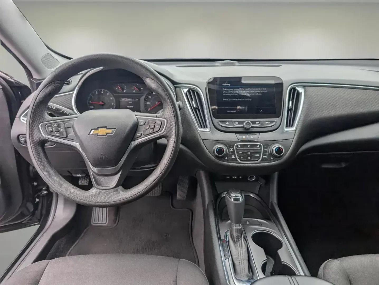 2020 /Jet Black Chevrolet Malibu LT (1G1ZD5ST5LF) with an Turbocharged Gas I4 1.5L/91 engine, 1-Speed Automatic transmission, located at 5115 14th Ave., Columbus, GA, 31904, (706) 323-0345, 32.511494, -84.971046 - **Discover Your Next Adventure with the 2020 Chevrolet Malibu at Gils Auto - Columbus, GA!**<br /> <br /> Are you ready to elevate your commuting experience or take the family on unforgettable weekend adventures? The 2020 Chevrolet Malibu LT is engineered for those who demand versatility and reliabi - Photo#11