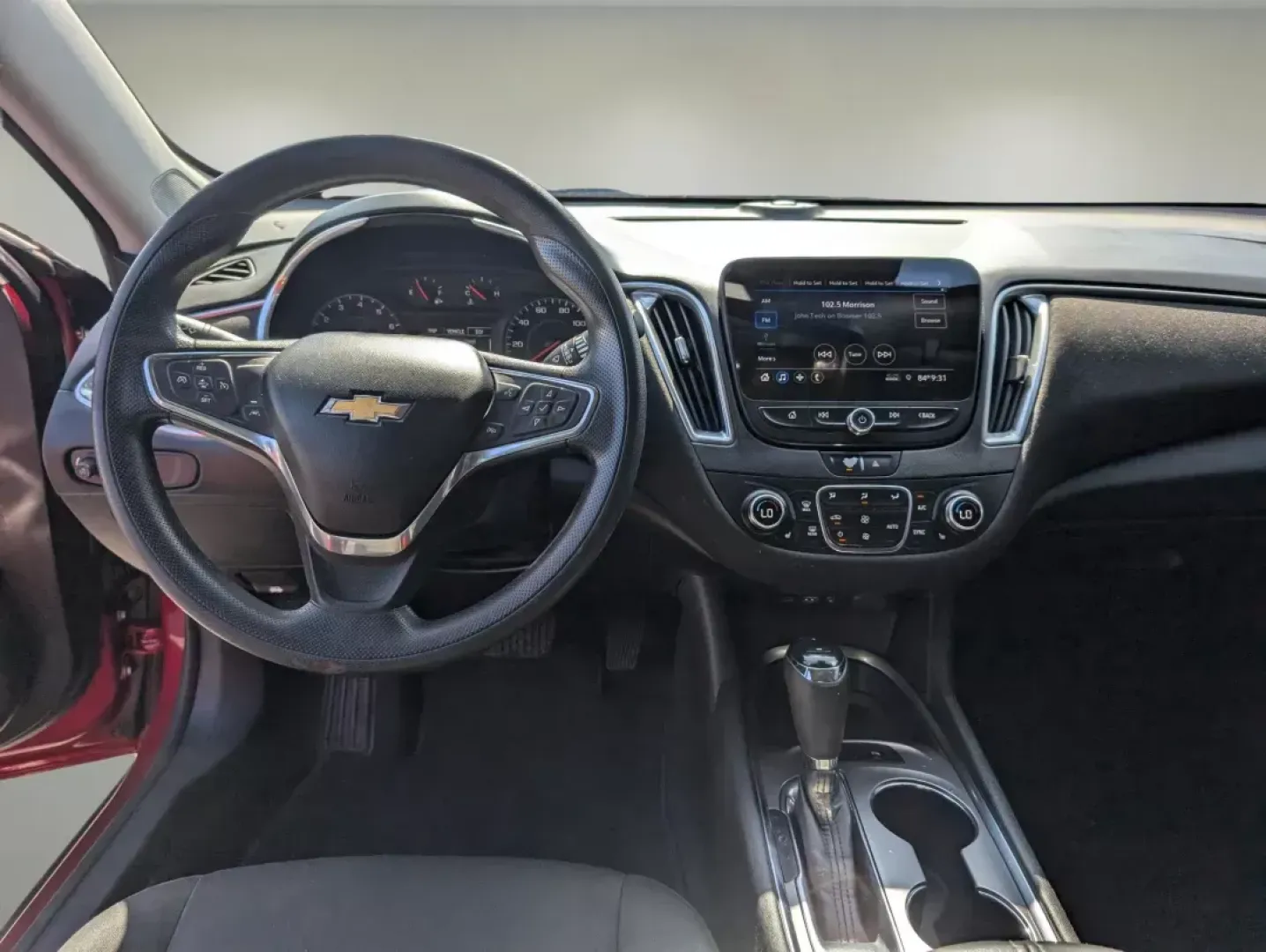 2020 /Jet Black Chevrolet Malibu LT (1G1ZD5ST4LF) with an Other engine, located at 804 22nd Ave, Phenix City, AL, 36870, (334) 297-1860, 32.484749, -85.024475 - **Unleash Your Every Adventure with the 2020 Chevrolet Malibu LT!**<br /> <br /> Are you ready to elevate your daily commute or embark on unforgettable weekend adventures? The 2020 Chevrolet Malibu LT is the perfect companion for both your busy lifestyle and spontaneous road trips. With its striking - Photo#11