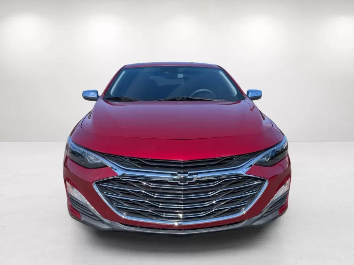 2020 /Jet Black Chevrolet Malibu LT (1G1ZD5ST4LF) with an Other engine, located at 1430 Gateway Drive, Opelika, AL, 36801, (334) 239-0944, 32.637871, -85.409790 - **Unleash Your Every Adventure with the 2020 Chevrolet Malibu LT!**<br /> <br /> Are you ready to elevate your daily commute or embark on unforgettable weekend adventures? The 2020 Chevrolet Malibu LT is the perfect companion for both your busy lifestyle and spontaneous road trips. With its striking - Photo#1