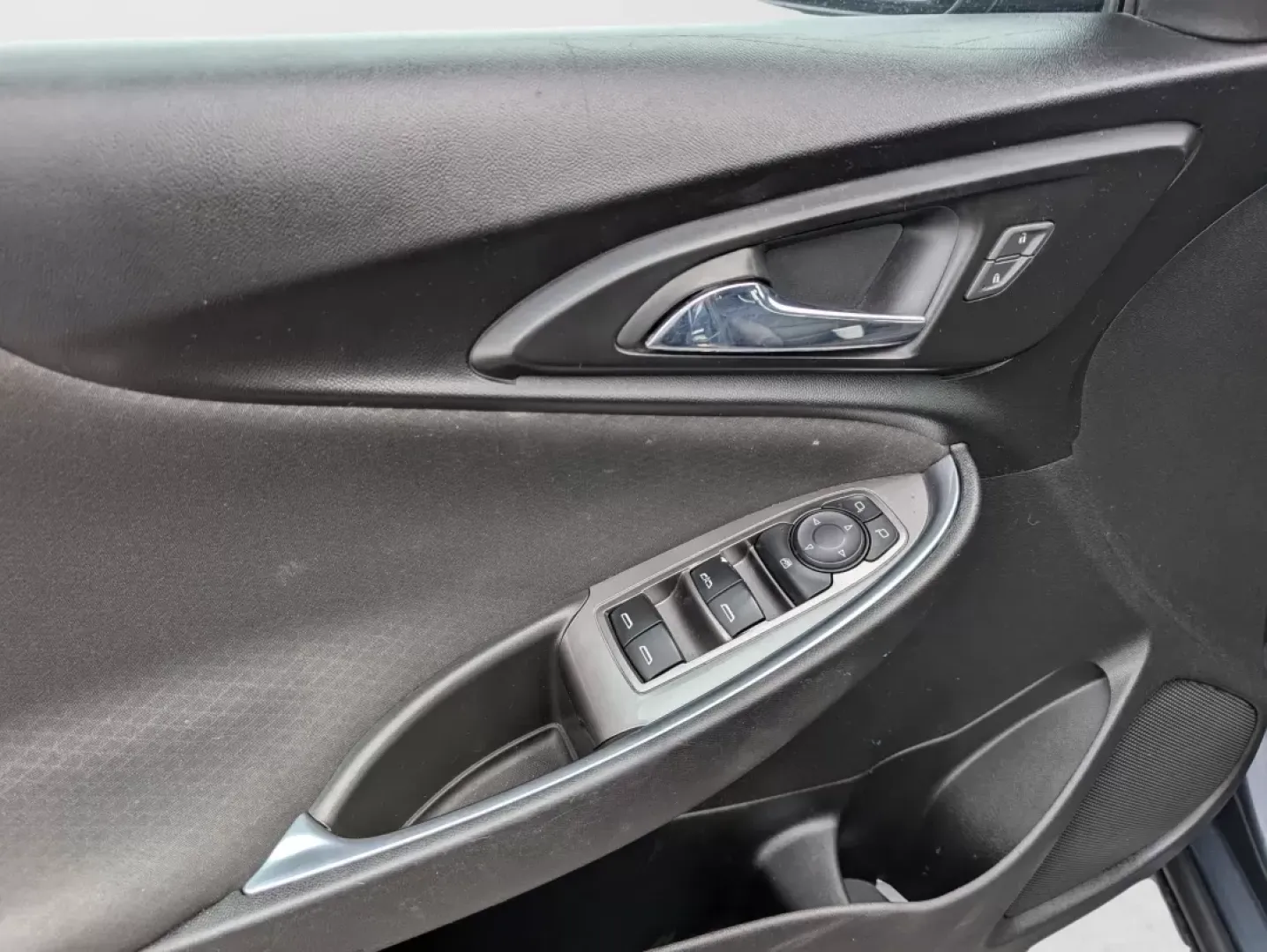 2020 /Jet Black Chevrolet Malibu LT (1G1ZD5ST0LF) with an Other engine, located at 3959 U.S. 80 W, Phenix City, AL, 36870, (334) 297-4885, 32.469296, -85.135185 - Experience the joy of driving with the 2020 Chevrolet Malibu LT, now available at Gils Auto in Phenix City, AL! This stylish sedan is perfect for those who appreciate comfort and efficiency, making it an ideal choice for families on the go, daily commuters, or anyone seeking a reliable vehicle for w - Photo#9