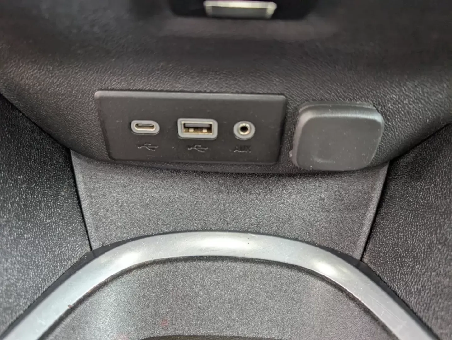 2020 /Jet Black Chevrolet Malibu LT (1G1ZD5ST0LF) with an Other engine, located at 3959 U.S. 80 W, Phenix City, AL, 36870, (334) 297-4885, 32.469296, -85.135185 - Experience the joy of driving with the 2020 Chevrolet Malibu LT, now available at Gils Auto in Phenix City, AL! This stylish sedan is perfect for those who appreciate comfort and efficiency, making it an ideal choice for families on the go, daily commuters, or anyone seeking a reliable vehicle for w - Photo#13