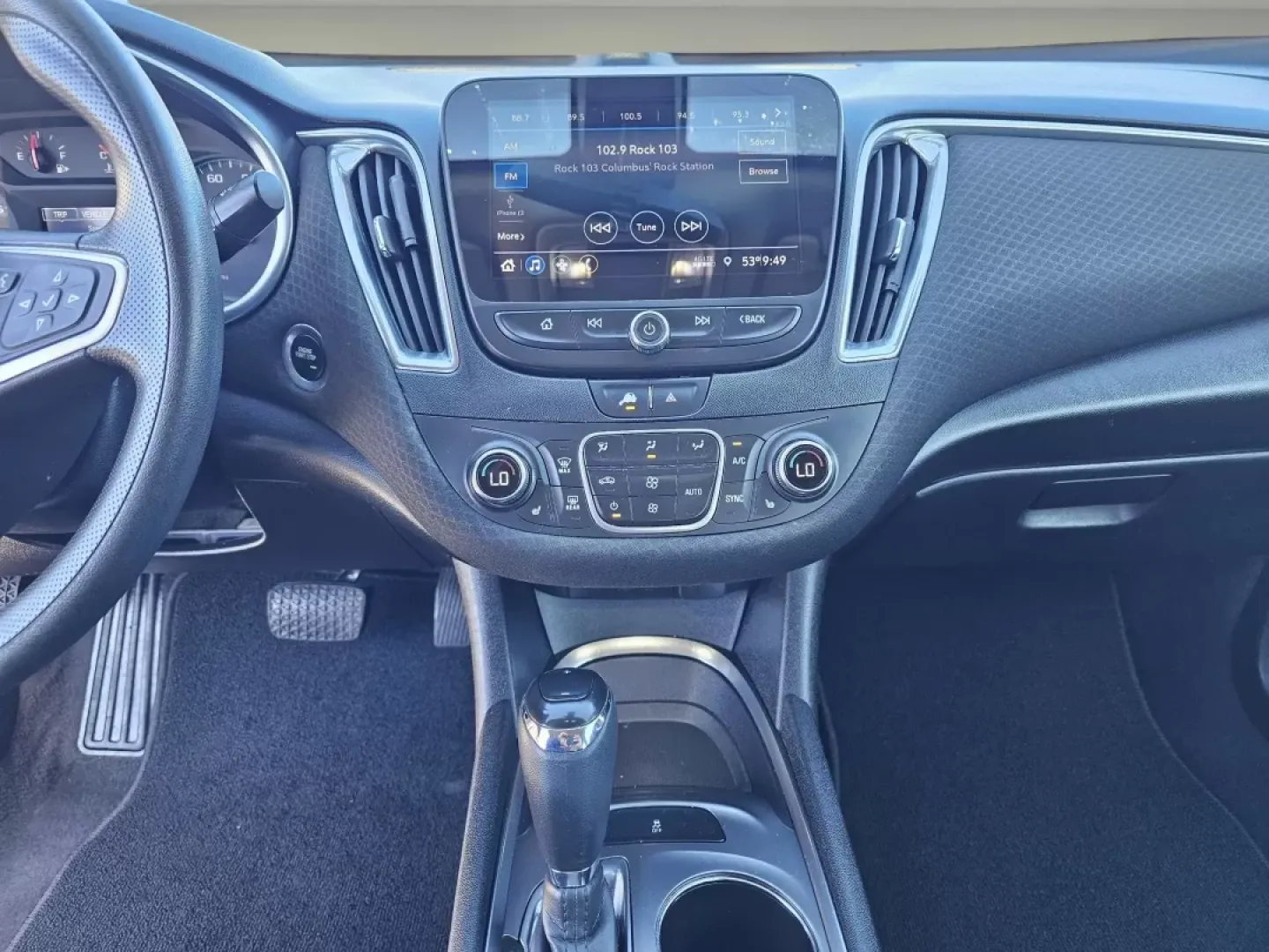 2020 /Jet Black Chevrolet Malibu LT (1G1ZD5ST2LF) with an Other engine, located at 5115 14th Ave., Columbus, GA, 31904, (706) 323-0345, 32.511494, -84.971046 - **Elevate Your Daily Commute with the 2020 Chevrolet Malibu LT Perfect for Every Adventure!**<br /> <br /> Are you tired of your daily commute? Looking for a reliable sedan that not only gets you from point A to B but also enhances your lifestyle? At Gils Auto in Phenix City, AL, we present the 202 - Photo#11