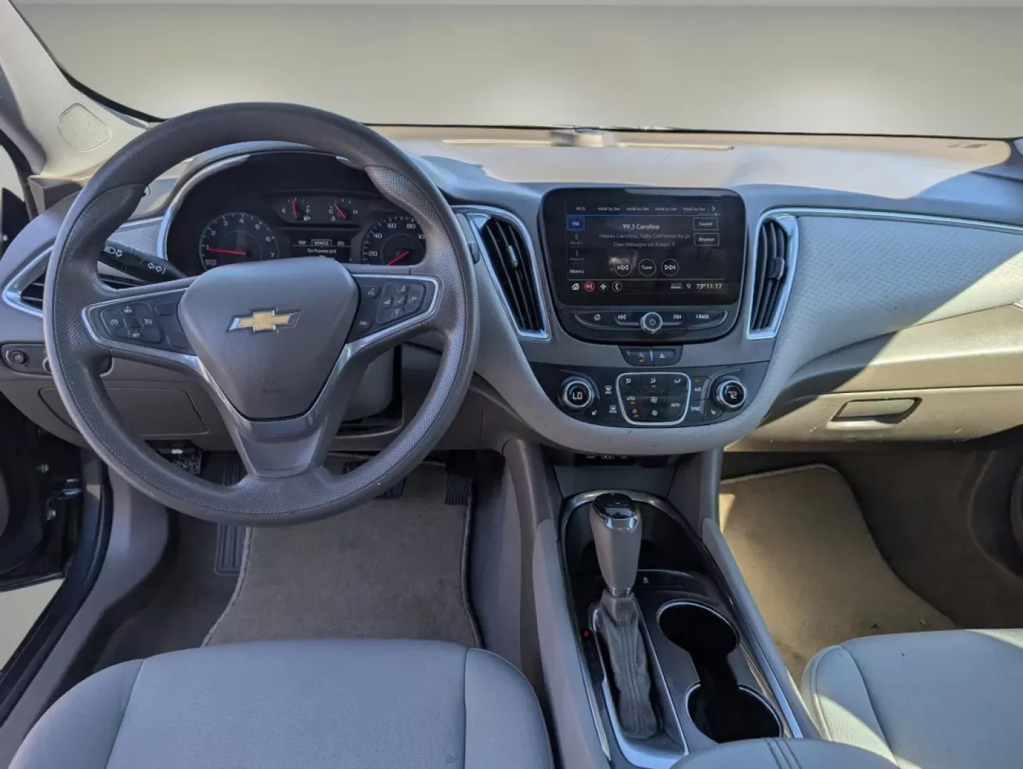 2020 /Dark Atmosphere/ Medium Ash Gray Chevrolet Malibu LT (1G1ZD5ST0LF) with an Other engine, located at 5115 14th Ave., Columbus, GA, 31904, (706) 323-0345, 32.511494, -84.971046 - Discover the perfect blend of comfort, technology, and style with the 2020 Chevrolet Malibu LT, now available at Gils Auto in Phenix City, AL. This sedan is not just a means of transportation; it's your ticket to a better lifestyle. Whether you're commuting to work, running errands in nearby neighbo - Photo#11