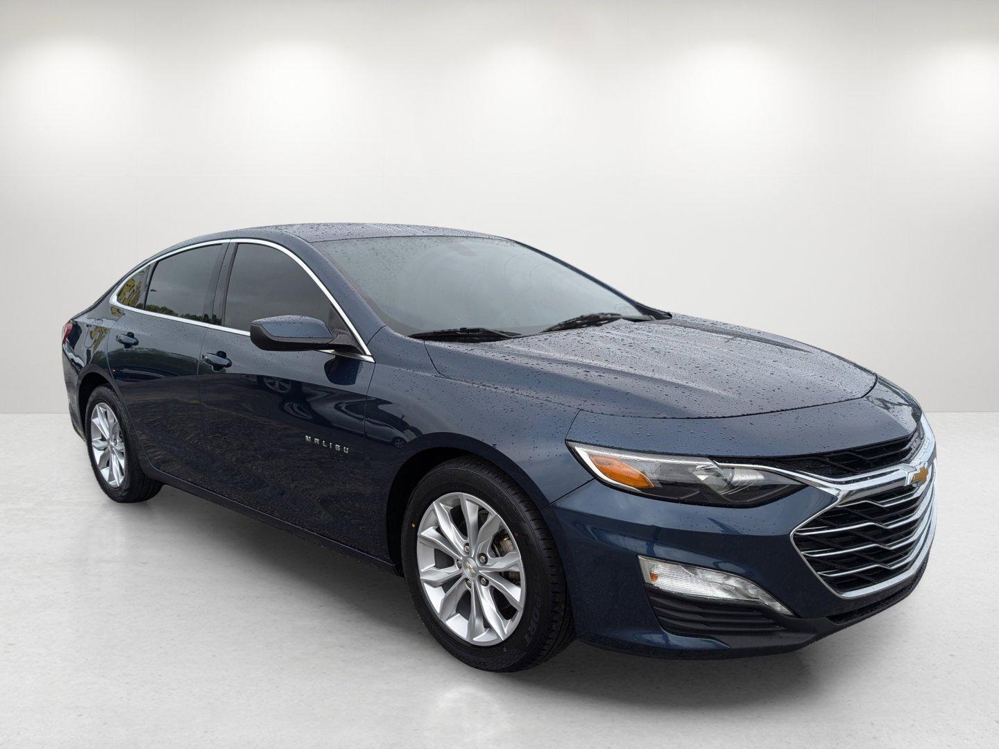 2020 /Jet Black Chevrolet Malibu LT (1G1ZD5ST5LF) with an Turbocharged Gas I4 1.5L/91 engine, 1-Speed Automatic transmission, located at 804 22nd Ave, Phenix City, AL, 36870, (334) 297-1860, 32.484749, -85.024475 - 2020 Chevrolet Malibu LT - Photo#2