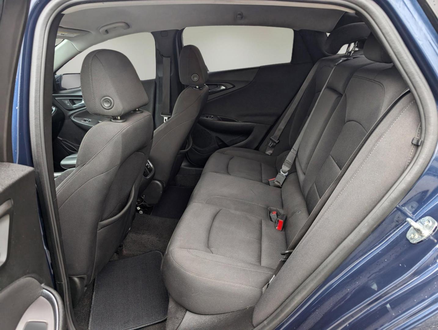 2020 /Jet Black Chevrolet Malibu LT (1G1ZD5ST5LF) with an Turbocharged Gas I4 1.5L/91 engine, 1-Speed Automatic transmission, located at 804 22nd Ave, Phenix City, AL, 36870, (334) 297-1860, 32.484749, -85.024475 - 2020 Chevrolet Malibu LT - Photo#10