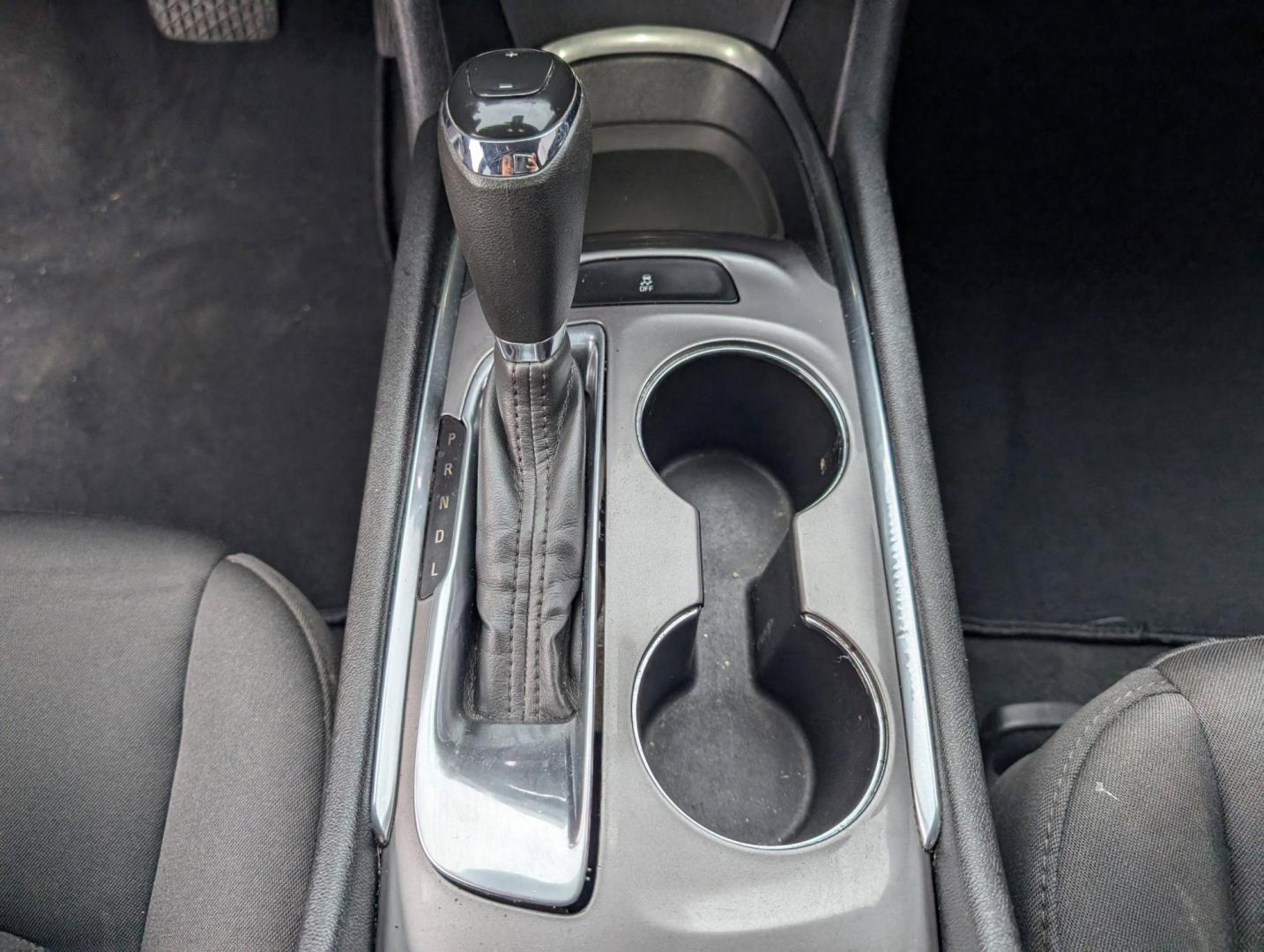 2020 /Jet Black Chevrolet Malibu LT (1G1ZD5ST5LF) with an Turbocharged Gas I4 1.5L/91 engine, 1-Speed Automatic transmission, located at 804 22nd Ave, Phenix City, AL, 36870, (334) 297-1860, 32.484749, -85.024475 - 2020 Chevrolet Malibu LT - Photo#12
