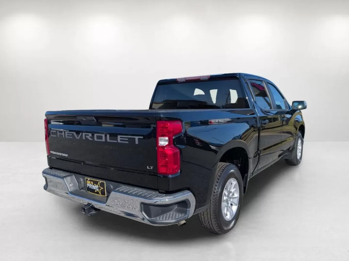 2020 /Jet Black Chevrolet Silverado 1500 LT (3GCPWCED0LG) with an Other engine, located at 1430 Gateway Drive, Opelika, AL, 36801, (334) 239-0944, 32.637871, -85.409790 - ### Hit the Road in Style: 2020 Chevrolet Silverado 1500 LT Crew Cab Pickup at Gils Auto<br /> <br /> Are you ready to elevate your driving experience while tackling daily tasks, weekend adventures, or family road trips? The 2020 Chevrolet Silverado 1500 LT Crew Cab Pickup is the perfect vehicle for - Photo#4