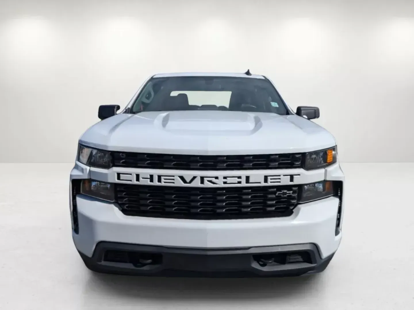 2020 /Jet Black Chevrolet Silverado 1500 Custom (1GCPWBEH6LZ) with an Gas V6 4.3L/262 engine, 6-Speed Automatic transmission, located at 7000 Northlake Connector, Columbus, GA, 31904, (706) 987-8085, 32.524975, -84.978134 - 2020 Chevrolet Silverado 1500 Custom - Photo#1