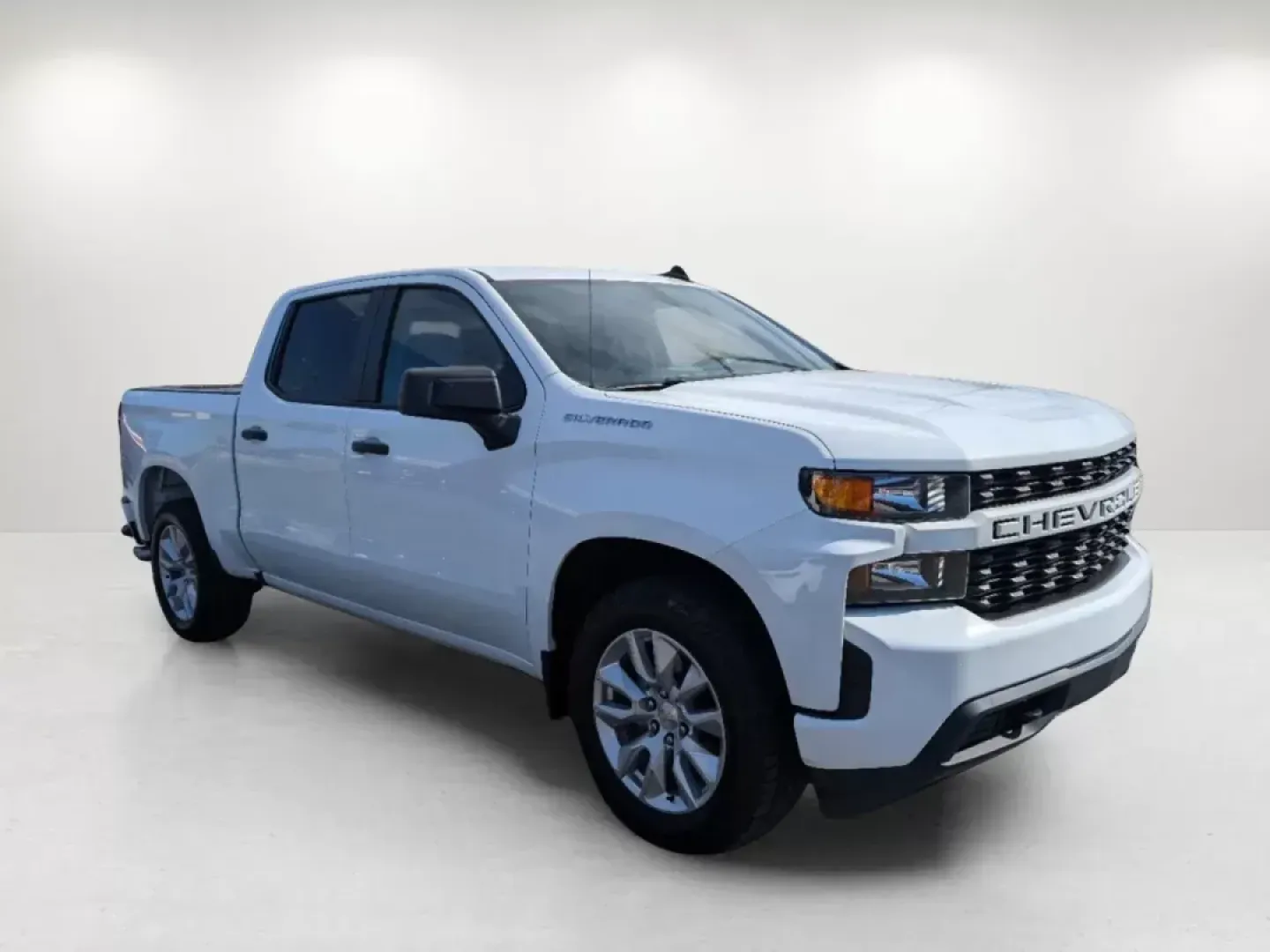 2020 /Jet Black Chevrolet Silverado 1500 Custom (1GCPWBEH6LZ) with an Gas V6 4.3L/262 engine, 6-Speed Automatic transmission, located at 7000 Northlake Connector, Columbus, GA, 31904, (706) 987-8085, 32.524975, -84.978134 - 2020 Chevrolet Silverado 1500 Custom - Photo#2