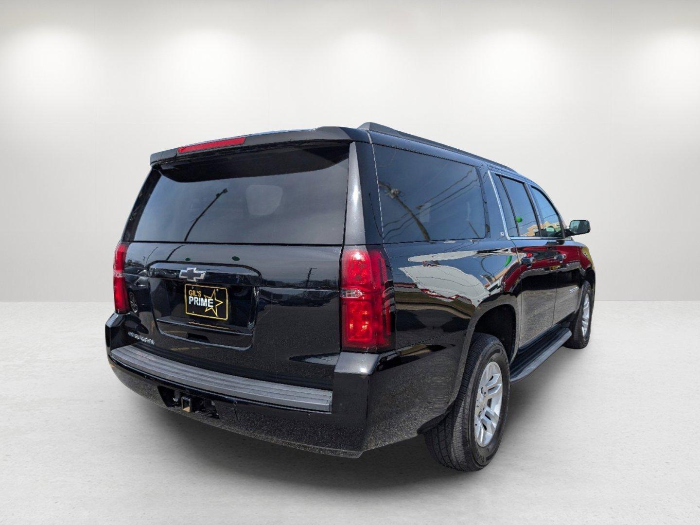 2020 /Jet Black/Dark Ash Chevrolet Suburban LT (1GNSCHKC7LR) with an Gas/Ethanol V8 5.3L/ engine, 6-Speed Automatic transmission, located at 5115 14th Ave., Columbus, GA, 31904, (706) 323-0345, 32.511494, -84.971046 - 2020 Chevrolet Suburban LT - Photo#4