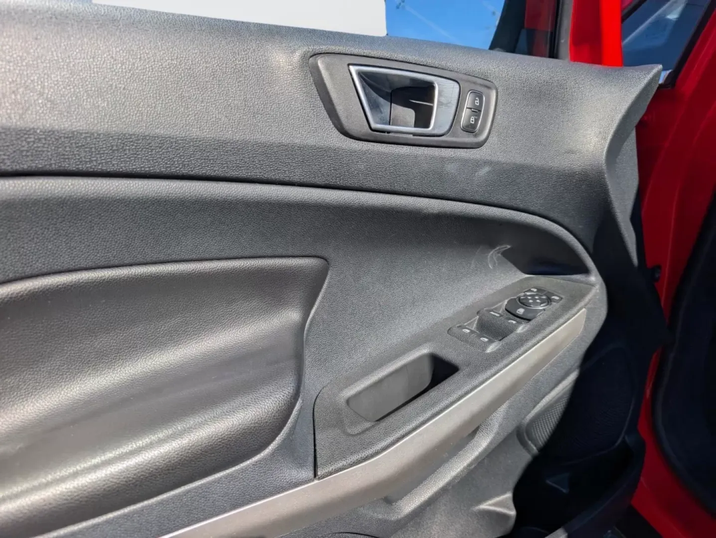 2020 Ford EcoSport Titanium (MAJ6S3KL5LC) with an Other engine, located at 3959 U.S. 80 W, Phenix City, AL, 36870, (334) 297-4885, 32.469296, -85.135185 - **Adventure Awaits: 2020 Ford EcoSport Titanium - Perfect for Your Next Journey!**<br /> <br /> Are you ready to elevate your lifestyle with a vehicle that combines style, versatility, and performance? Look no further than this stunning **2020 Ford EcoSport Titanium**! Whether you're navigating the - Photo#8