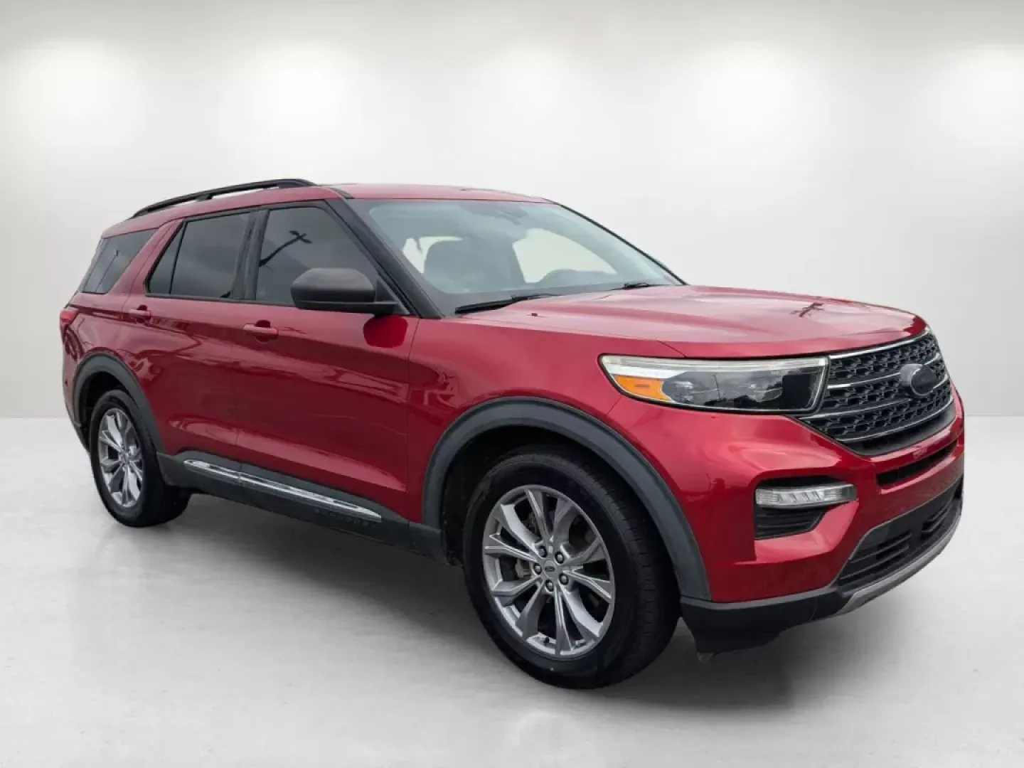2020 Ford Explorer XLT (1FMSK7DH1LG) with an Other engine, located at 3959 U.S. 80 W, Phenix City, AL, 36870, (334) 297-4885, 32.469296, -85.135185 - **Discover Adventure with the 2020 Ford Explorer XLT at Gils Auto in Phenix City, AL!**<br /> <br /> Are you ready to elevate your family adventures and weekend getaways? The 2020 Ford Explorer XLT, a standout SUV, is designed for those who crave versatility and comfort on the road. Whether you're n - Photo#2