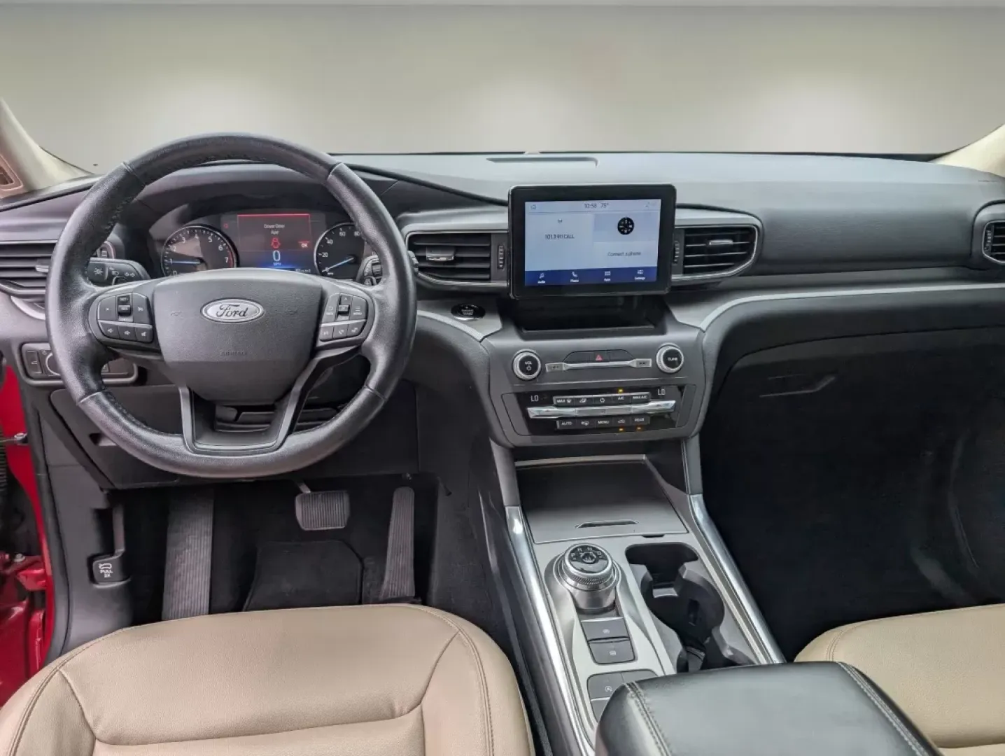 2020 Ford Explorer XLT (1FMSK7DH1LG) with an Other engine, located at 3959 U.S. 80 W, Phenix City, AL, 36870, (334) 297-4885, 32.469296, -85.135185 - **Discover Adventure with the 2020 Ford Explorer XLT at Gils Auto in Phenix City, AL!**<br /> <br /> Are you ready to elevate your family adventures and weekend getaways? The 2020 Ford Explorer XLT, a standout SUV, is designed for those who crave versatility and comfort on the road. Whether you're n - Photo#12