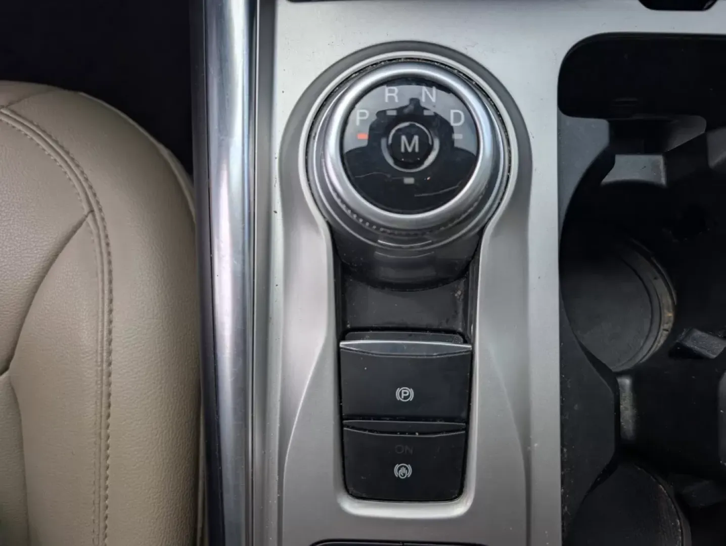 2020 Ford Explorer XLT (1FMSK7DH1LG) with an Other engine, located at 3959 U.S. 80 W, Phenix City, AL, 36870, (334) 297-4885, 32.469296, -85.135185 - **Discover Adventure with the 2020 Ford Explorer XLT at Gils Auto in Phenix City, AL!**<br /> <br /> Are you ready to elevate your family adventures and weekend getaways? The 2020 Ford Explorer XLT, a standout SUV, is designed for those who crave versatility and comfort on the road. Whether you're n - Photo#14