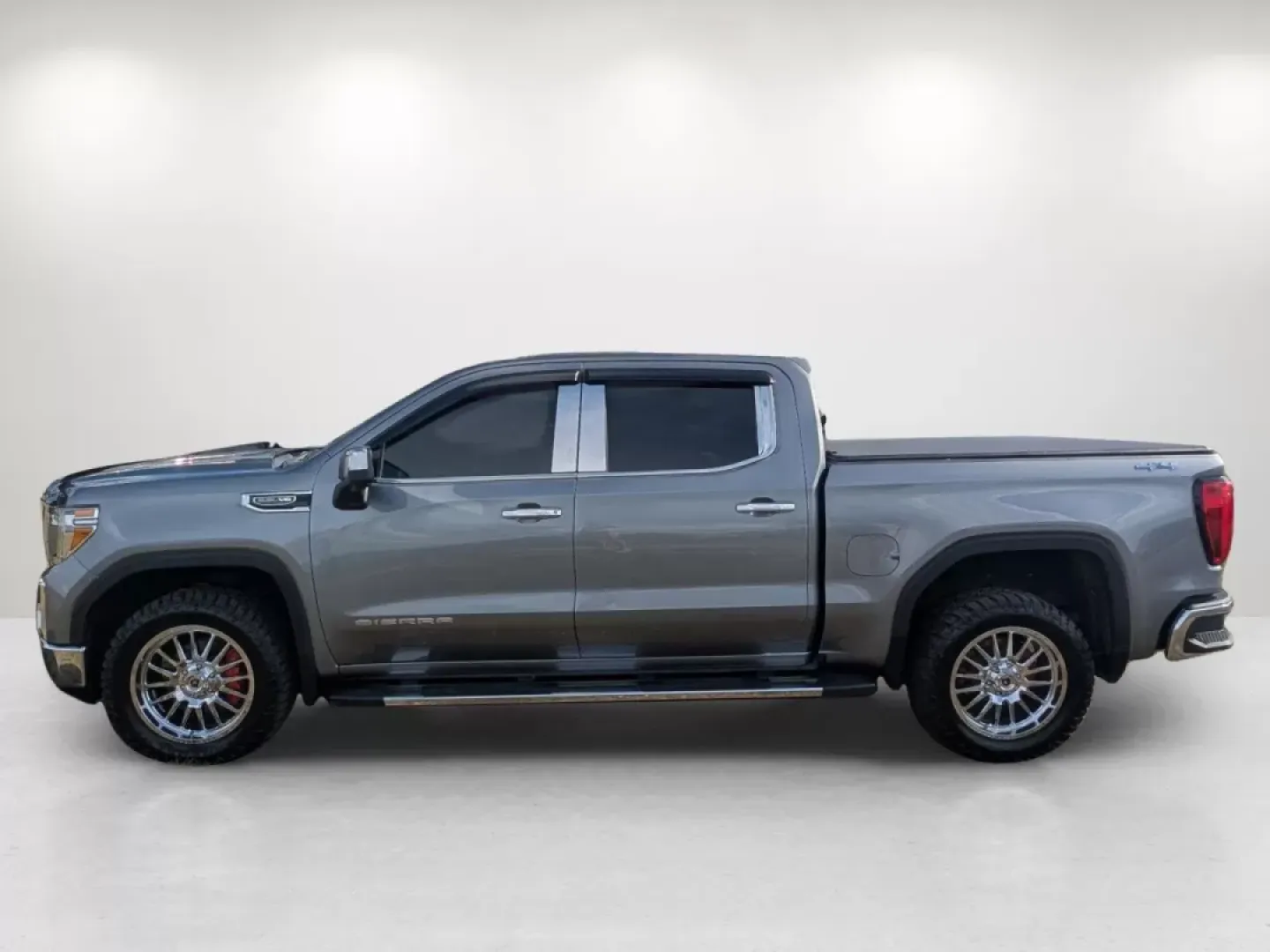 2020 /Dark Walnut/Slate GMC Sierra 1500 SLT (3GTU9DED9LG) with an Other engine, located at 7000 Northlake Connector, Columbus, GA, 31904, (706) 987-8085, 32.524975, -84.978134 - **Unleash Adventure with the 2020 GMC Sierra 1500 SLT at Gils Auto - Phenix City!**<br /> <br /> Are you ready to elevate your adventures on and off the road? The 2020 GMC Sierra 1500 SLT is the ideal companion for weekend getaways, family outings, and everything in between. With spacious seating fo - Photo#7