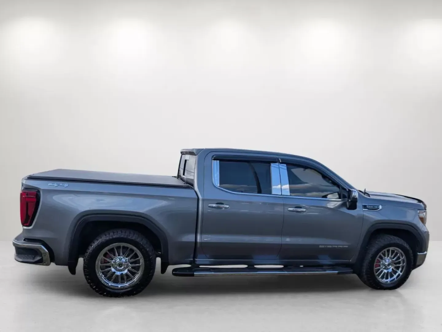 2020 /Dark Walnut/Slate GMC Sierra 1500 SLT (3GTU9DED9LG) with an Other engine, located at 7000 Northlake Connector, Columbus, GA, 31904, (706) 987-8085, 32.524975, -84.978134 - **Unleash Adventure with the 2020 GMC Sierra 1500 SLT at Gils Auto - Phenix City!**<br /> <br /> Are you ready to elevate your adventures on and off the road? The 2020 GMC Sierra 1500 SLT is the ideal companion for weekend getaways, family outings, and everything in between. With spacious seating fo - Photo#8