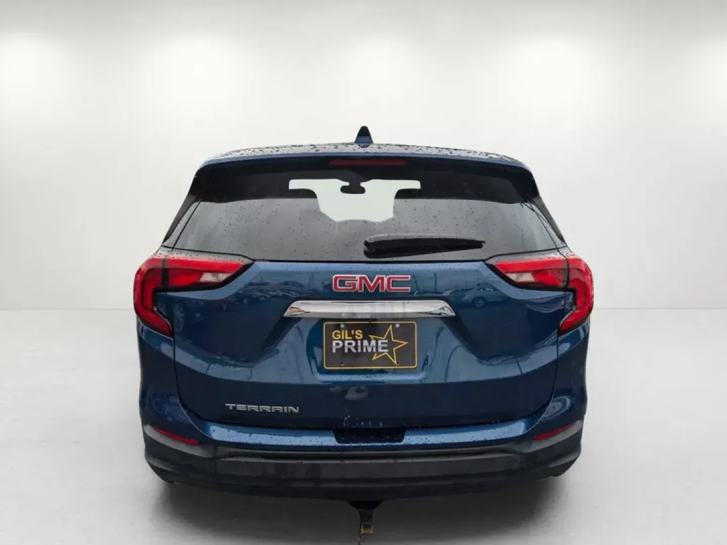 2020 /Jet Black GMC Terrain SLE (3GKALMEVXLL) with an Turbocharged Gas/E15 I4 1.5L/92 engine, 9-Speed Automatic transmission, located at 1430 Gateway Drive, Opelika, AL, 36801, (334) 239-0944, 32.637871, -85.409790 - ### Drive into Adventure with the 2020 GMC Terrain SLE<br /> <br /> Are you ready to upgrade your driving experience? Whether you're navigating daily commutes, taking the kids to soccer practice, or embarking on weekend getaways, the 2020 GMC Terrain SLE is the perfect SUV for your lifestyle. At Gil - Photo#5