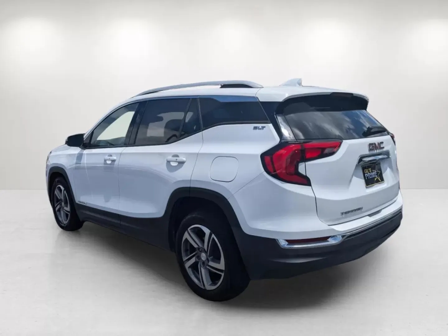 2020 /Jet Black GMC Terrain SLT (3GKALPEV2LL) with an Other engine, located at 7000 Northlake Connector, Columbus, GA, 31904, (706) 987-8085, 32.524975, -84.978134 - **Discover Your Adventure with the 2020 GMC Terrain SLT at Gils Auto - Phenix City**<br /> <br /> Are you ready to enhance your lifestyle with a vehicle that perfectly blends style, comfort, and capability? The 2020 GMC Terrain SLT is the SUV you've been waiting for, ideally suited for families, com - Photo#5