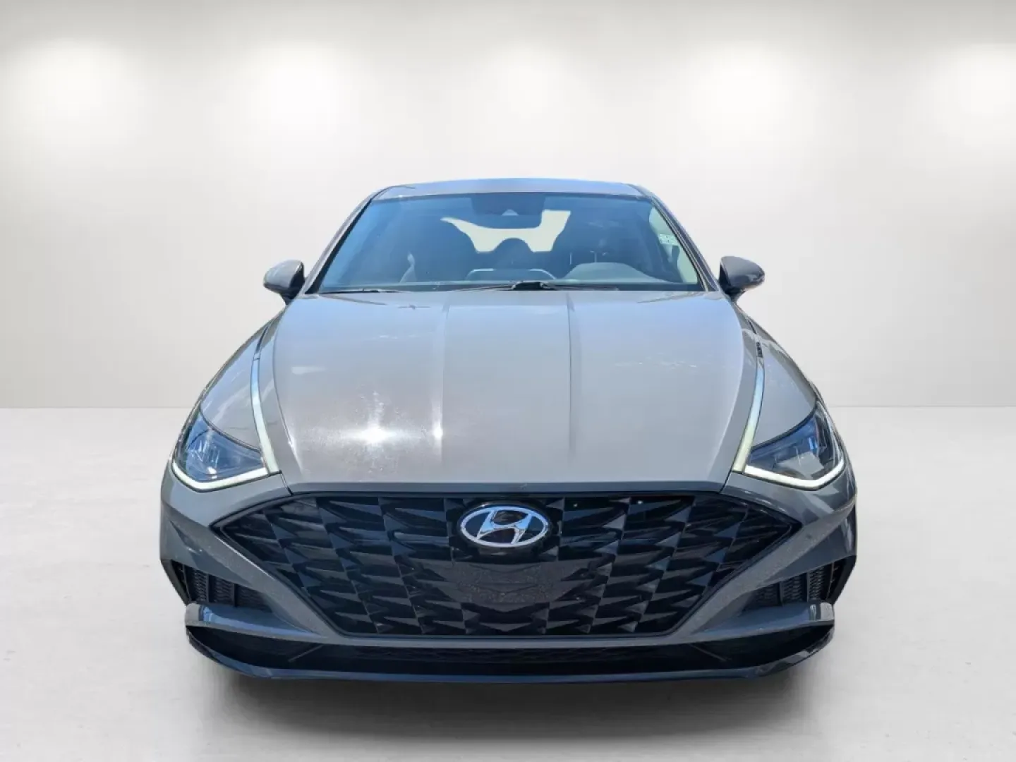 2020 /Dark Gray Hyundai Sonata SEL (5NPEL4JA3LH) with an Other engine, located at 521 Old Farm Lane Rd, Prattville, AL, 36066, (334) 325-1505, 32.482460, -86.416367 - **Discover a New Level of Comfort and Style with the 2020 Hyundai Sonata SEL at Gils Auto Opelika!**<br /> <br /> Are you in the market for a vehicle that perfectly balances style, performance, and safety? Look no further than the 2020 Hyundai Sonata SEL, now available at Gils Auto located at 1430 - Photo#1