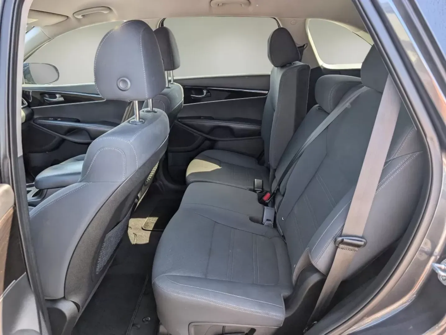 2020 /Black Kia Sorento S V6 (5XYPG4A50LG) with an Other engine, located at 521 Old Farm Lane Rd, Prattville, AL, 36066, (334) 325-1505, 32.482460, -86.416367 - **Adventure Awaits: Discover the 2020 Kia Sorento at Gils Auto in Phenix City, AL!**<br /> <br /> If you're seeking a versatile SUV that combines style, comfort, and practicality, look no further than the 2020 Kia Sorento S V6 available now at Gils Auto, your trusted Buy Here Pay Here dealership loc - Photo#10