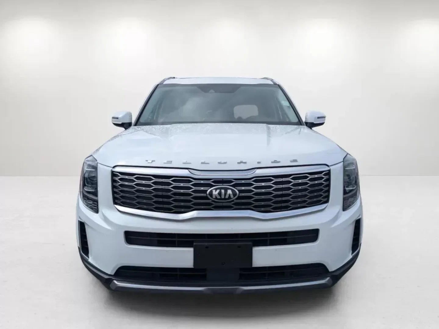 2020 /Gray Kia Telluride S (5XYP6DHC3LG) with an Other engine, located at 1430 Gateway Drive, Opelika, AL, 36801, (334) 239-0944, 32.637871, -85.409790 - **Discover Your Family's Next Adventure with the 2020 Kia Telluride at Gils Auto Opelika, AL!**<br /> <br /> Are you searching for the perfect family SUV that combines style, comfort, and functionality? Look no further than the 2020 Kia Telluride, available now at Gils Auto, your trusted Buy Here P - Photo#1