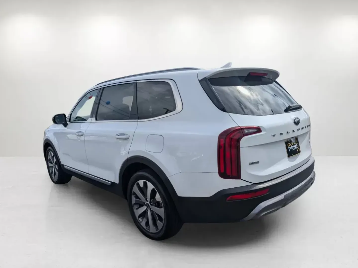 2020 /Gray Kia Telluride S (5XYP6DHC3LG) with an Other engine, located at 1430 Gateway Drive, Opelika, AL, 36801, (334) 239-0944, 32.637871, -85.409790 - **Discover Your Family's Next Adventure with the 2020 Kia Telluride at Gils Auto Opelika, AL!**<br /> <br /> Are you searching for the perfect family SUV that combines style, comfort, and functionality? Look no further than the 2020 Kia Telluride, available now at Gils Auto, your trusted Buy Here P - Photo#6