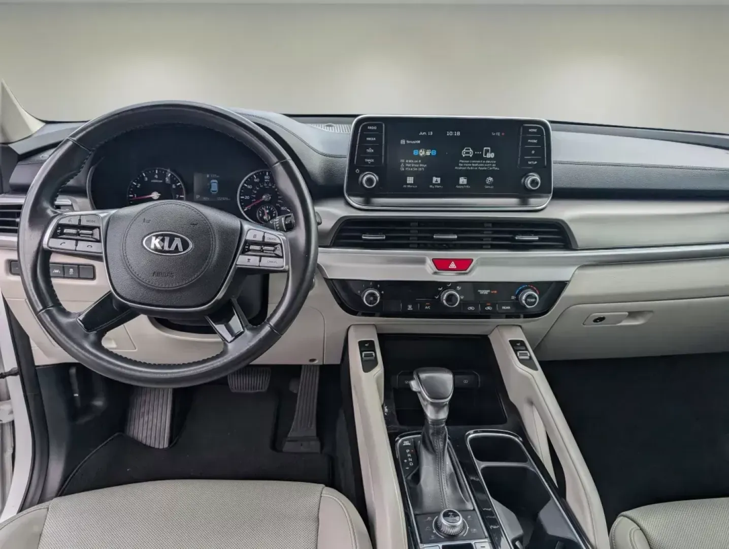 2020 /Gray Kia Telluride S (5XYP6DHC3LG) with an Other engine, located at 1430 Gateway Drive, Opelika, AL, 36801, (334) 239-0944, 32.637871, -85.409790 - **Discover Your Family's Next Adventure with the 2020 Kia Telluride at Gils Auto Opelika, AL!**<br /> <br /> Are you searching for the perfect family SUV that combines style, comfort, and functionality? Look no further than the 2020 Kia Telluride, available now at Gils Auto, your trusted Buy Here P - Photo#12