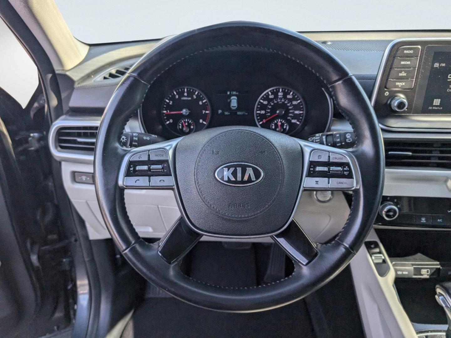 2020 /Gray Kia Telluride S (5XYP6DHC7LG) with an Regular Unleaded V-6 3.8 L/231 engine, 8-Speed Automatic w/OD transmission, located at 5115 14th Ave., Columbus, GA, 31904, (706) 323-0345, 32.511494, -84.971046 - 2020 Kia Telluride S - Photo#18