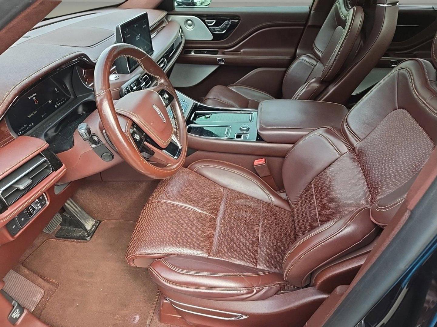 2020 Lincoln Aviator Black Label (5LM5J9XC2LG) with an Twin Turbo Premium Unleaded V-6 3.0 L/183 engine, 10-Speed Automatic w/OD transmission, located at 5115 14th Ave., Columbus, GA, 31904, (706) 323-0345, 32.511494, -84.971046 - 2020 Lincoln Aviator Black Label - Photo#9
